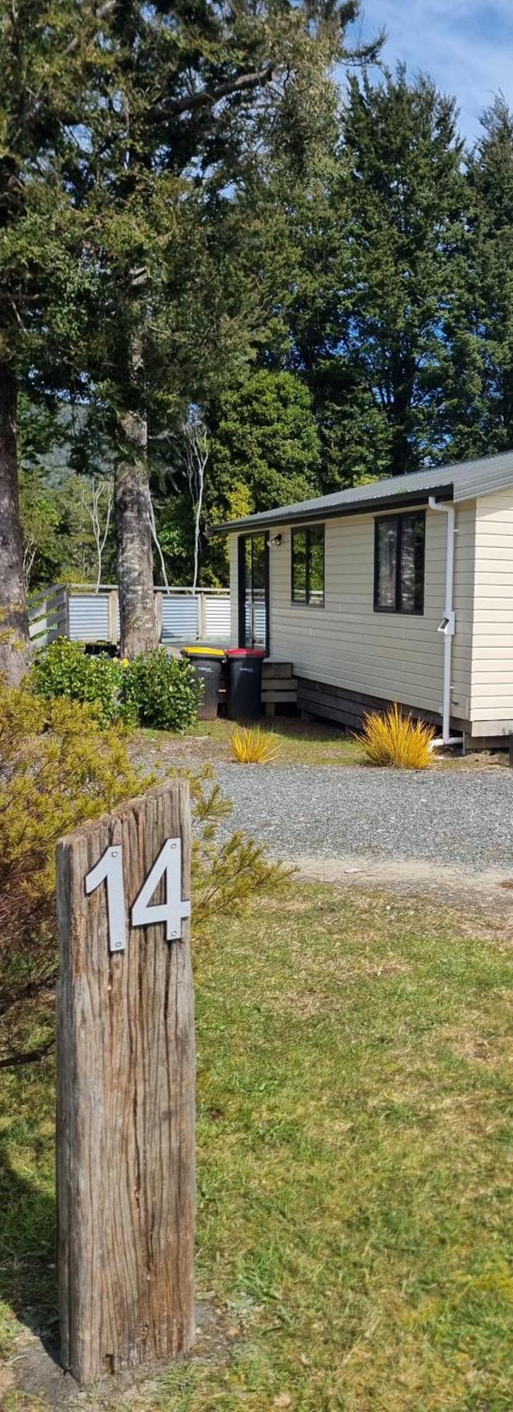 Villa Manapouri Beech Haven Esterno foto
